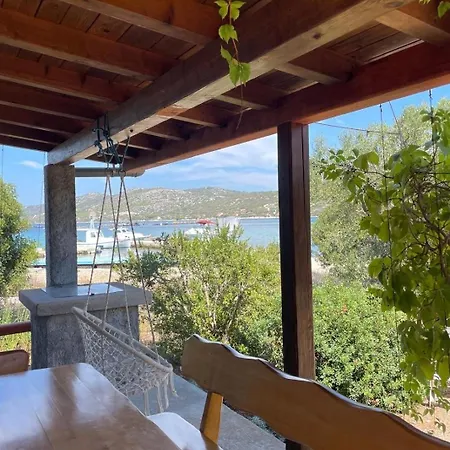 Secluded Fisherman's Cove Zizanj, Pasman - 24722 Ferienhaus Tkon